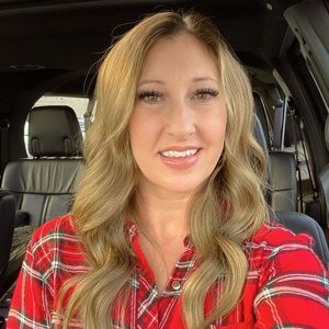 Meet your Posher, Meeghan